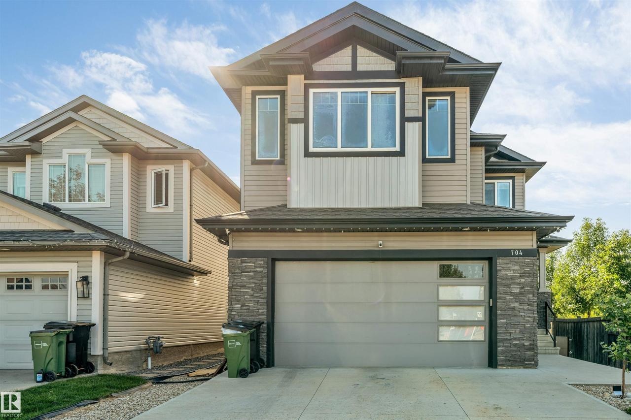 704 172 St Sw, Edmonton, AB - Outdoor With Facade