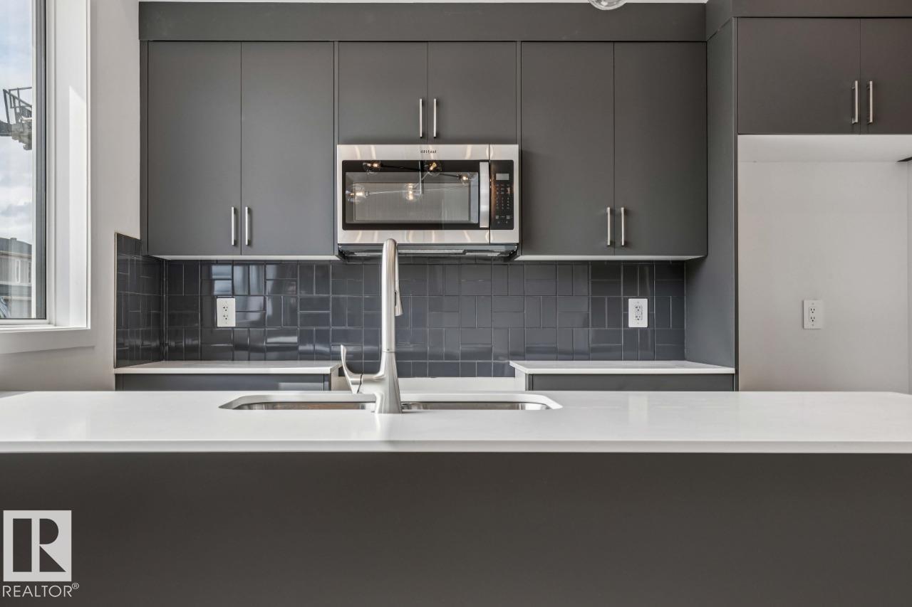 8024 228 Street Nw, Edmonton, AB - Indoor Photo Showing Kitchen