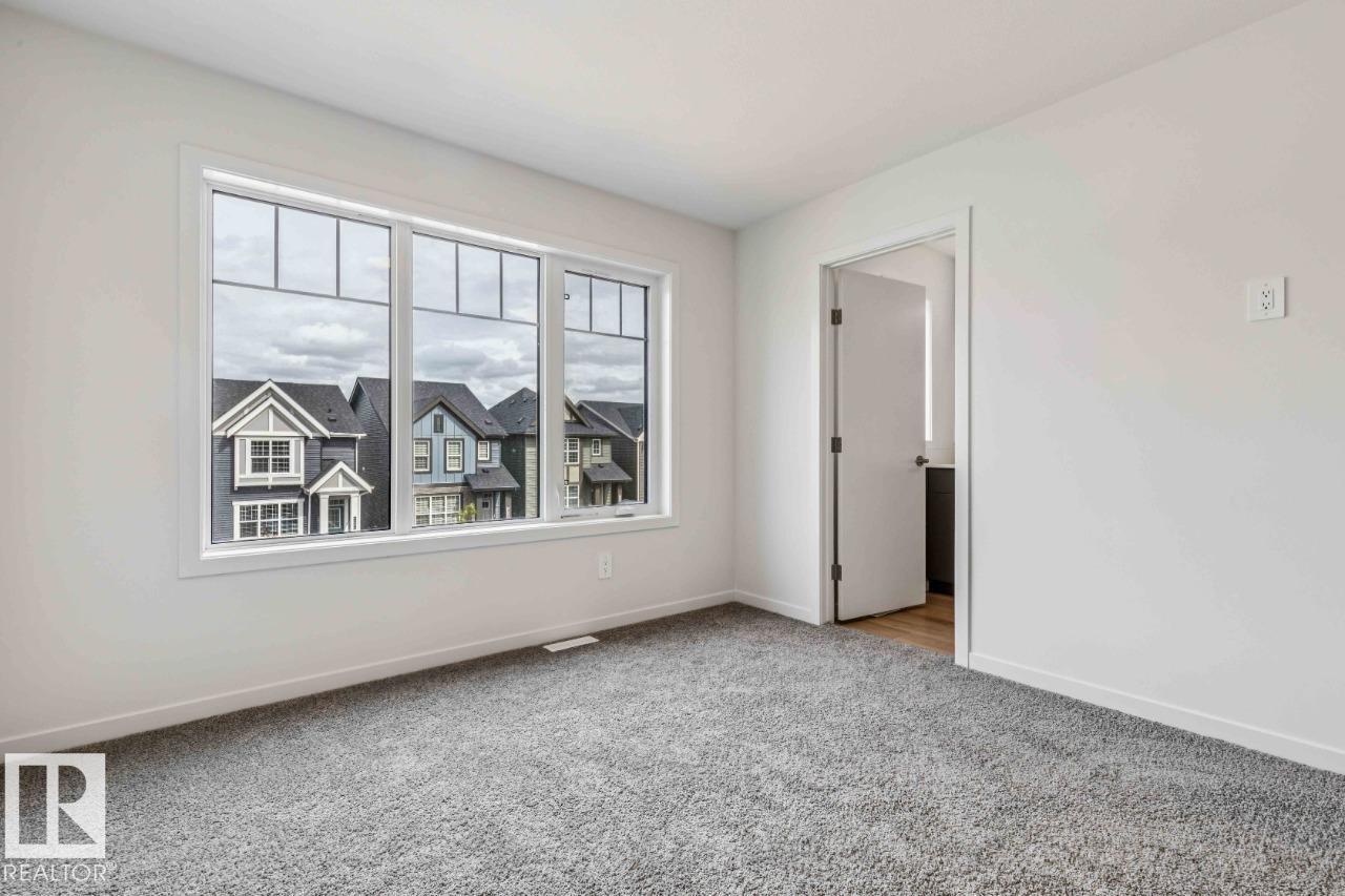 8024 228 Street Nw, Edmonton, AB - Indoor Photo Showing Other Room
