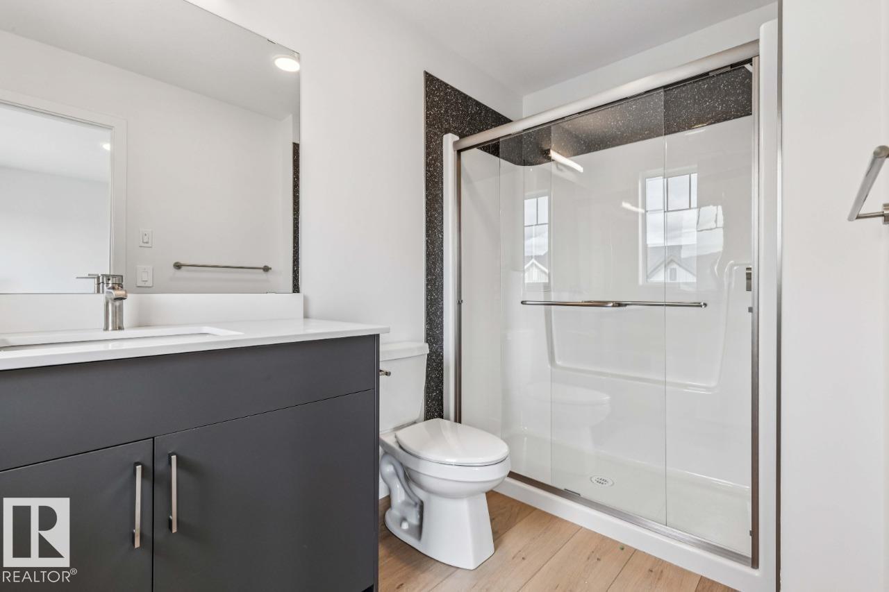8024 228 Street Nw, Edmonton, AB - Indoor Photo Showing Bathroom