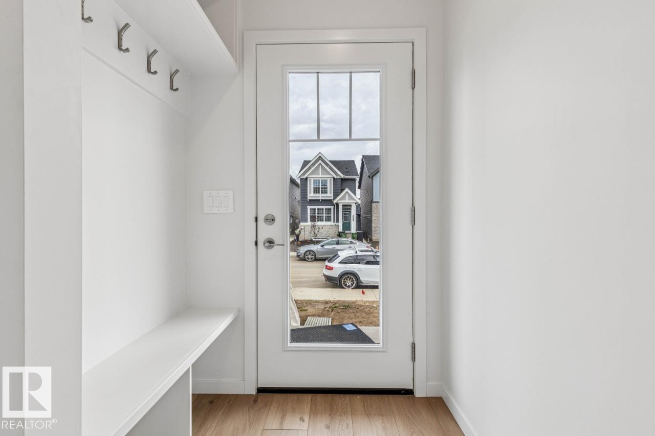 8024 228 Street Nw, Edmonton, AB - Indoor Photo Showing Other Room