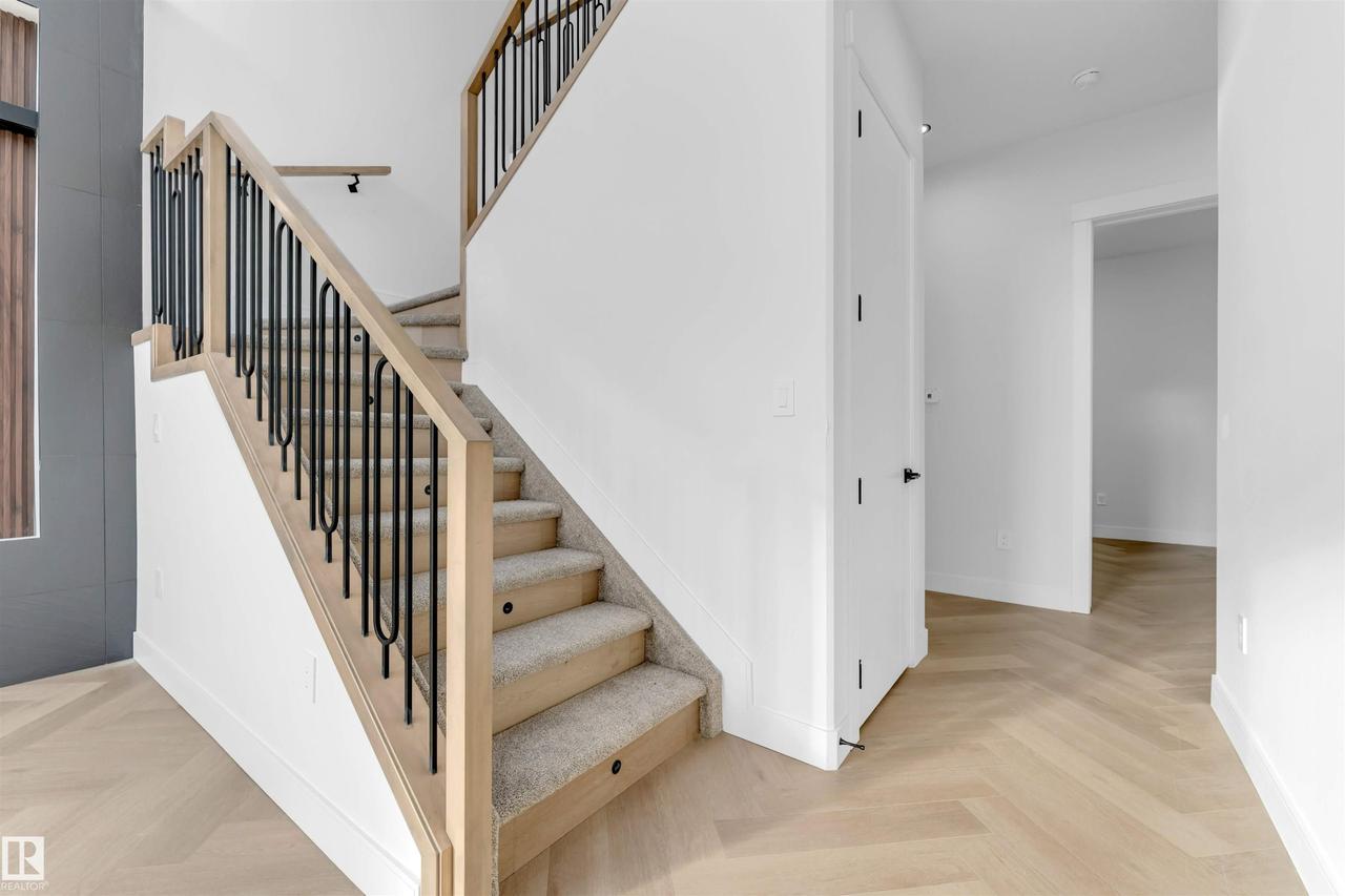 13136 187 Avenue Nw, Edmonton, AB - Indoor Photo Showing Other Room