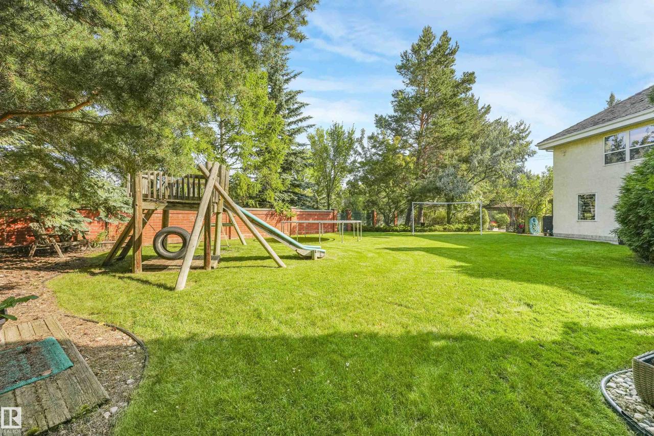110 Weaver Drive Nw, Edmonton, AB 