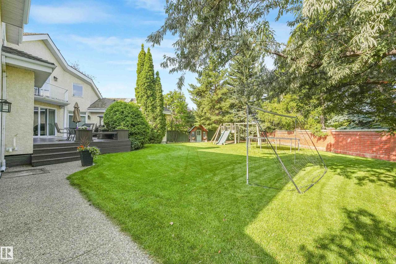 110 Weaver Drive Nw, Edmonton, AB 