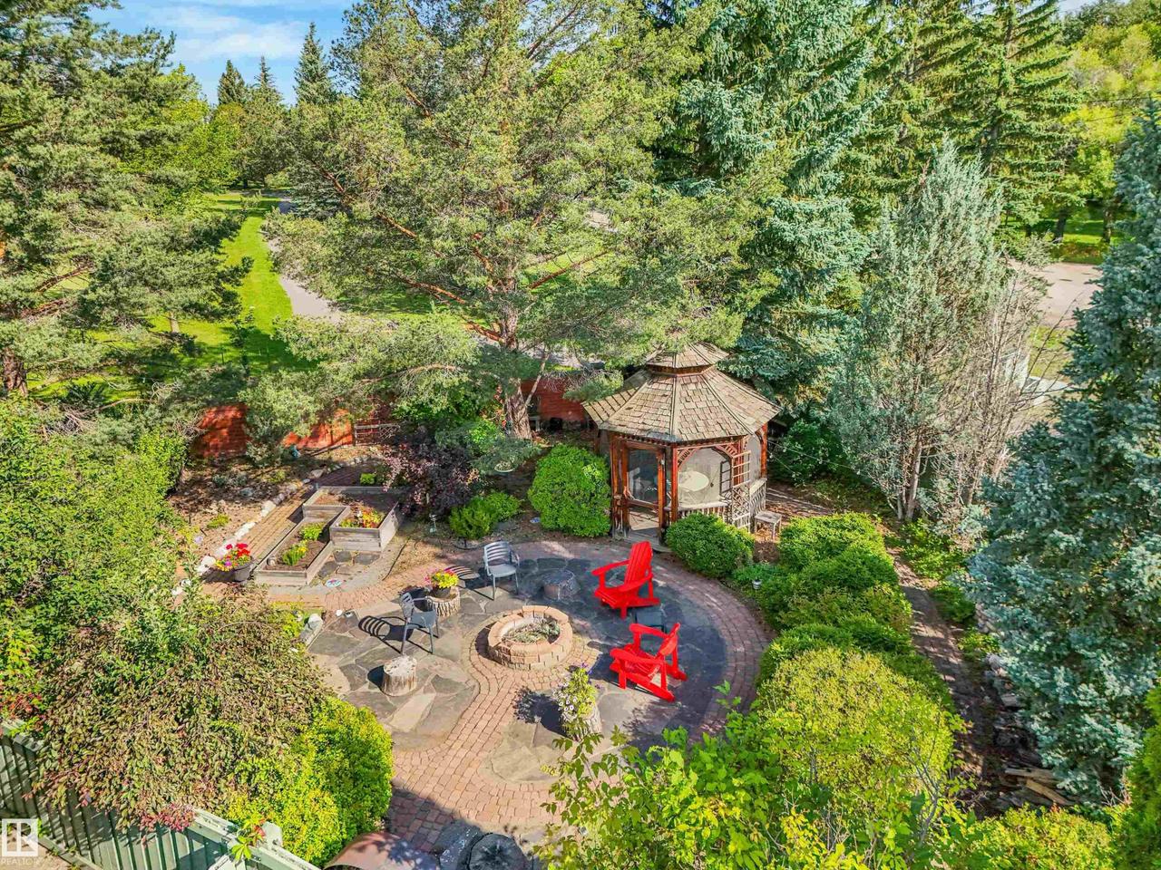 110 Weaver Drive Nw, Edmonton, AB 