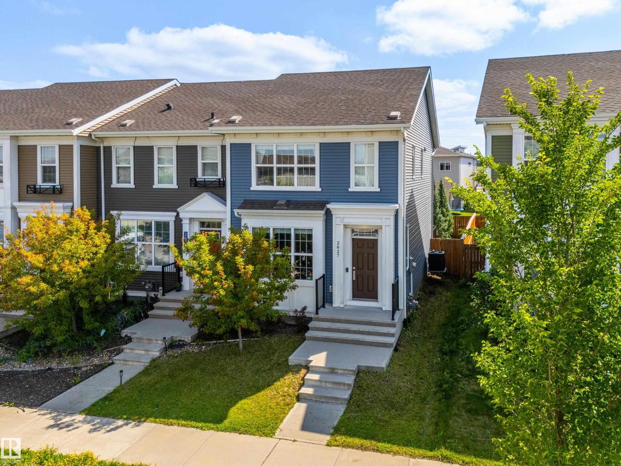 2627 Maple Way Nw, Edmonton, AB - Outdoor With Facade