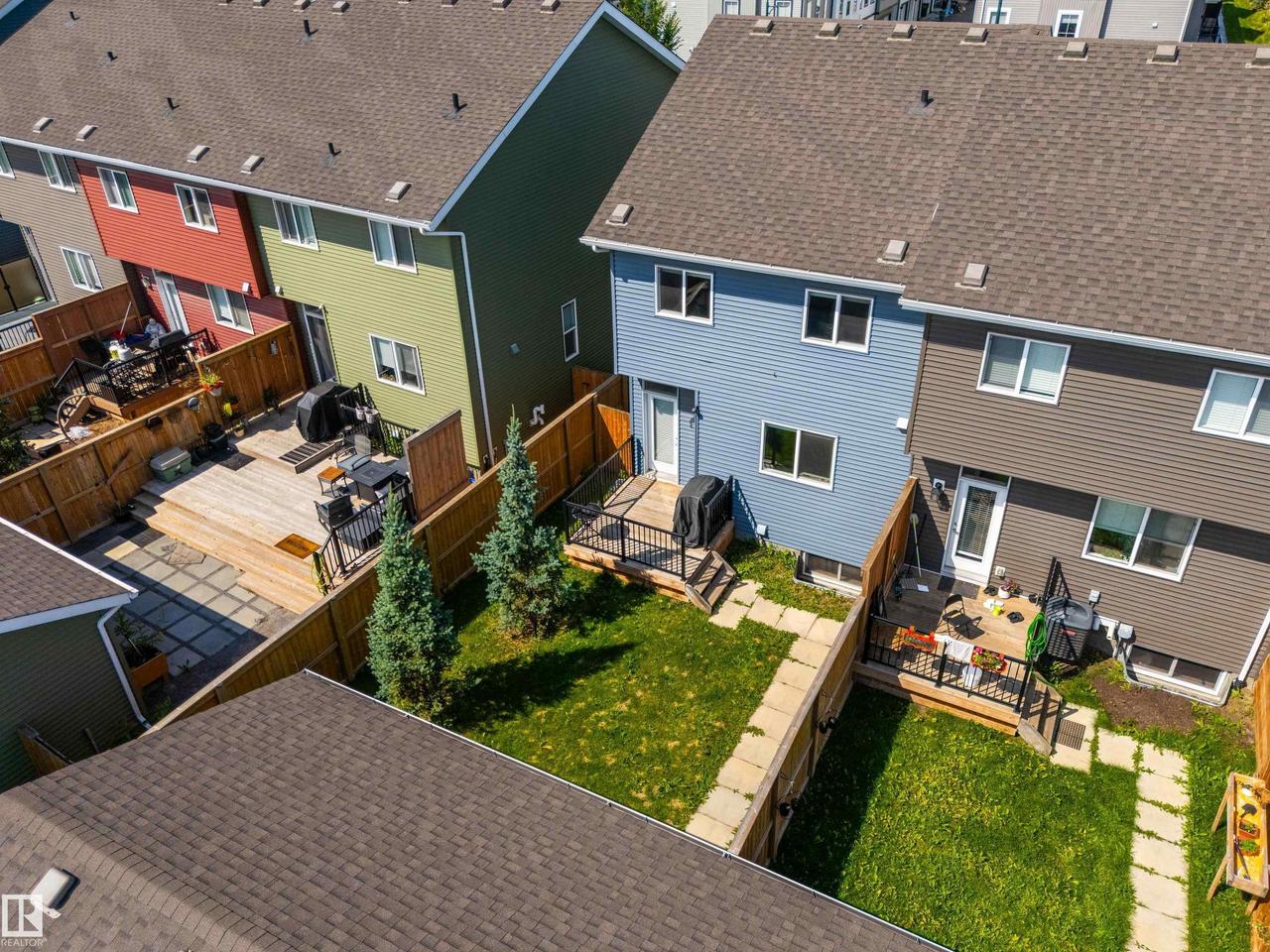 2627 Maple Way Nw, Edmonton, AB - Outdoor With Exterior