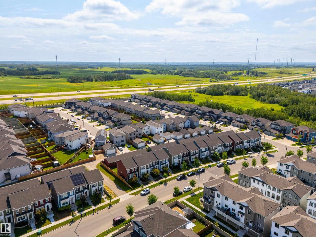 2627 Maple Way Nw, Edmonton, AB - Outdoor With View