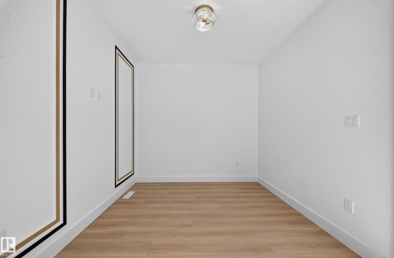8512 Mayday Run Sw, Edmonton, AB - Indoor Photo Showing Other Room