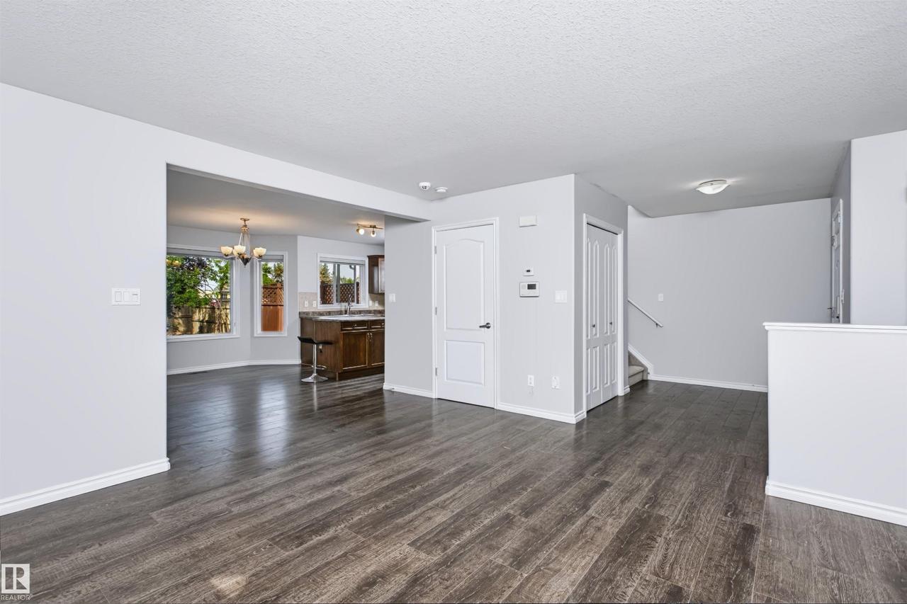 76 Bonin Crescent, Beaumont, AB - Indoor Photo Showing Bathroom