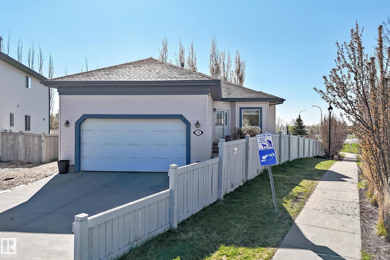 576 Glenwright Crescent Nw, Edmonton, AB - Outdoor With Exterior