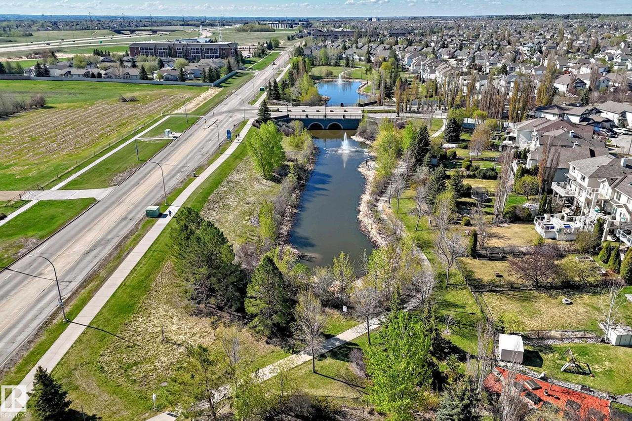 576 Glenwright Crescent Nw, Edmonton, AB - Outdoor With View