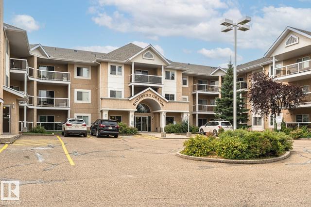 911 Rabbit Hill Road NW  Edmonton, AB T6R 2S7