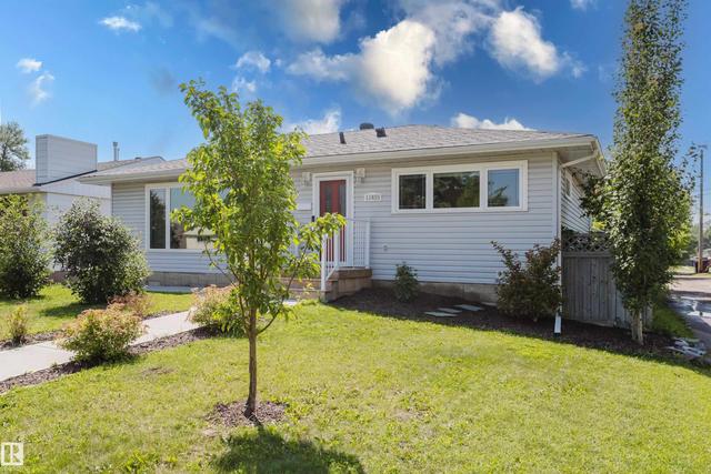 11455 111A Avenue NW  Edmonton, AB T5G 0E9