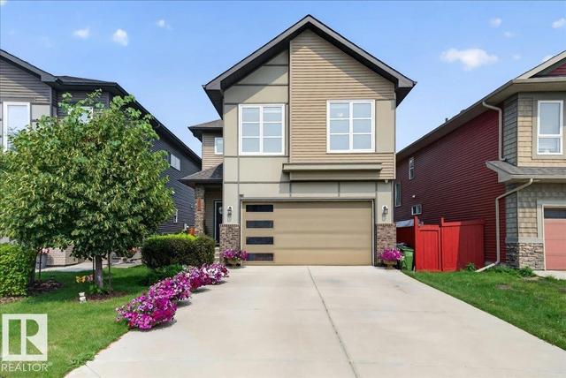 2709 Collins Crescent SW  Edmonton, AB T6W 3X4