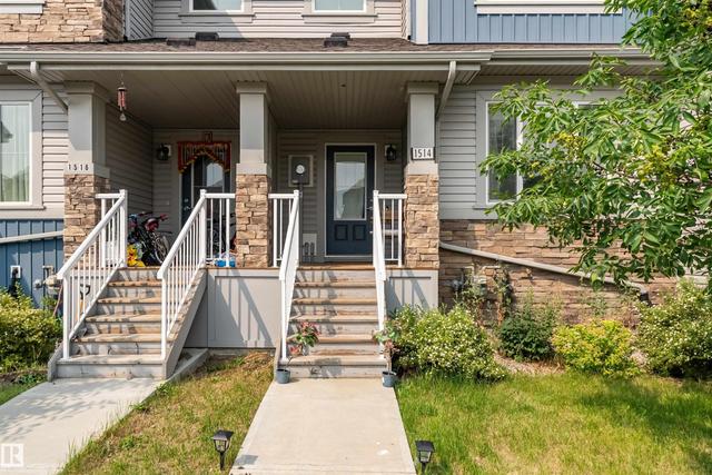 1514 26 Avenue NW  Edmonton, AB T6T 0W2