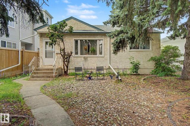 8710 83 Avenue NW  Edmonton, AB T6C 1B3