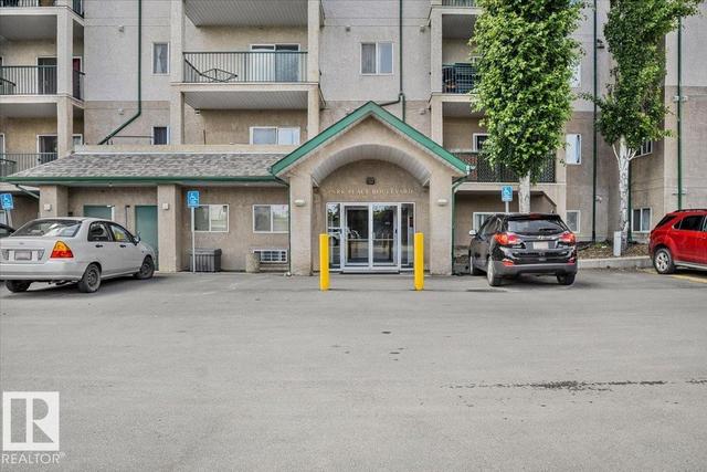 #130 11325 83 ST NW  Edmonton, AB T5B 4W5