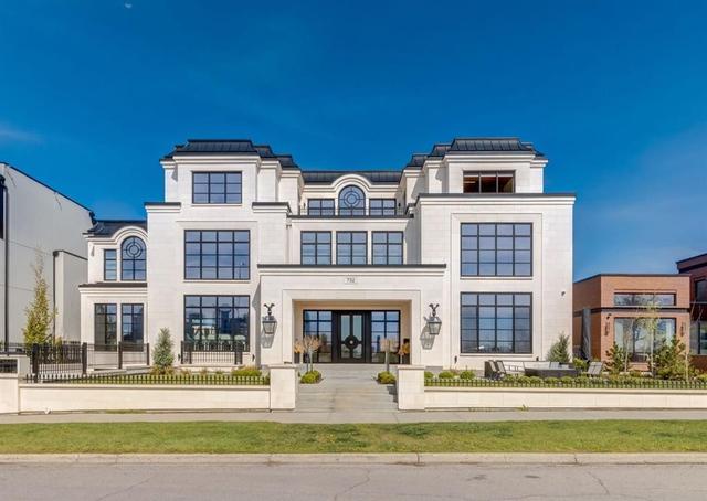 732 Crescent Road NW Calgary, AB T2M 4A6