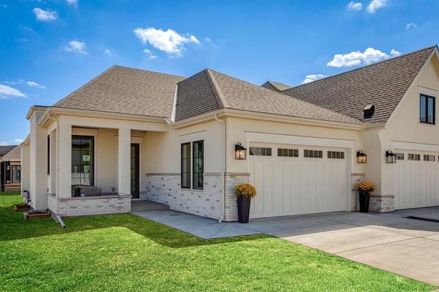 8 Calais Lane SW Calgary, AB T3E 7K1
