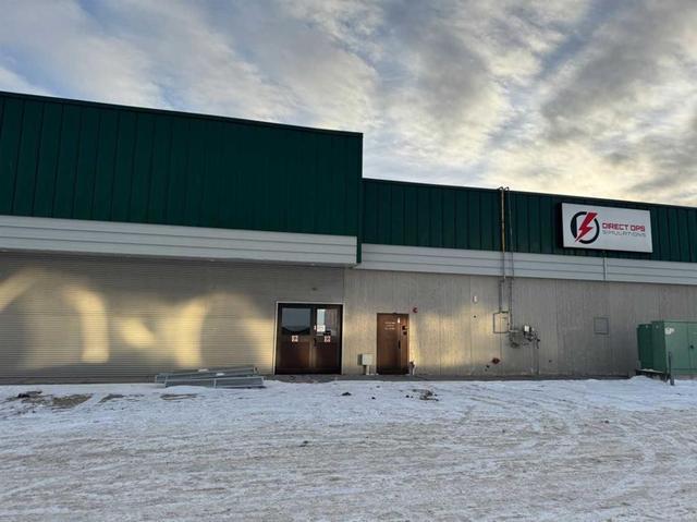 6A-1411 33 Street NE Calgary, AB T2A 5P1