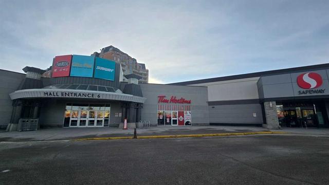 1632 14 Avenue NW Calgary, AB T2N 1M7