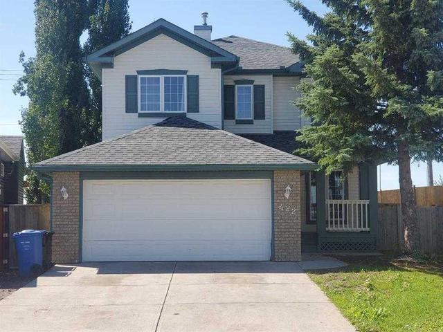 422 BridleCreek Green SW Calgary, AB T2Y 3P1