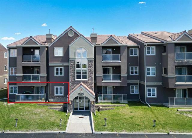 .-1612 Edenwold Heights NW Calgary, AB T3A 3Y5