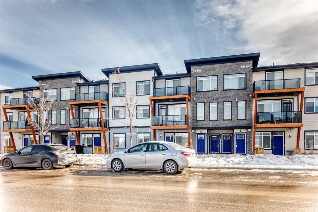 4697 Seton Drive Se, Calgary, AB - Outdoor