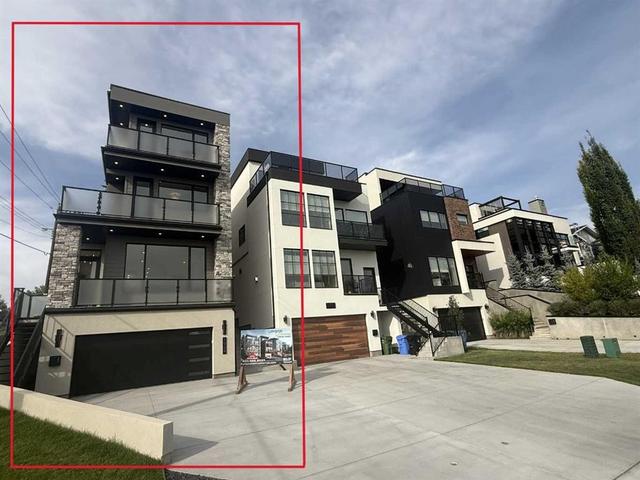 1924 10 Avenue NW Calgary, AB T2N 1G3