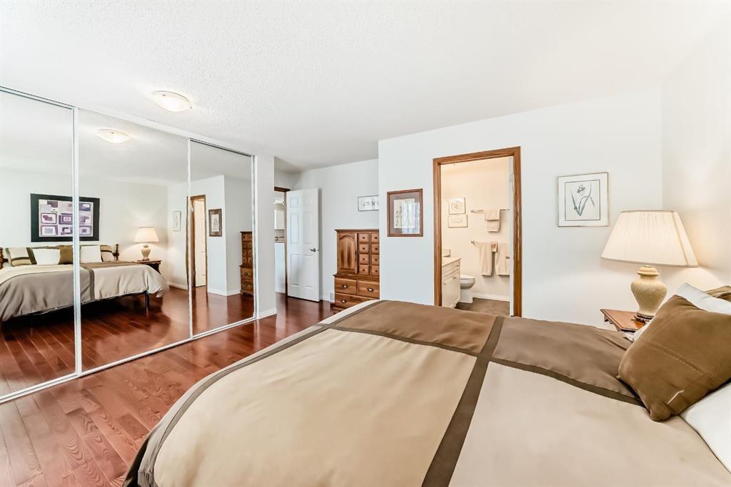 157 Hawkstone Manor Nw, Calgary, AB - Indoor Photo Showing Office