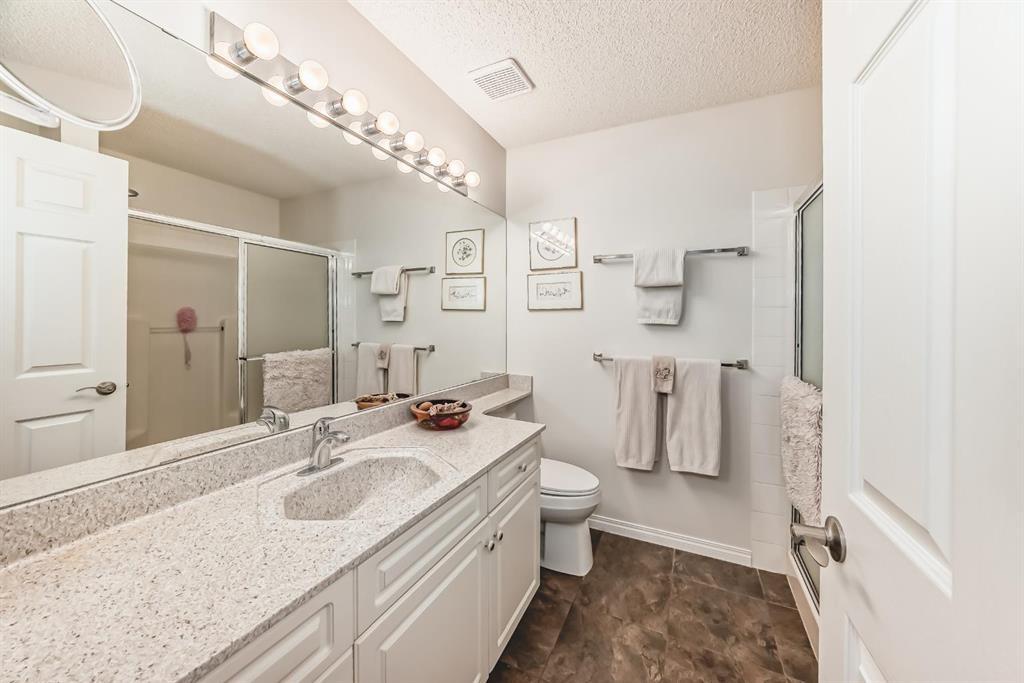 157 Hawkstone Manor Nw, Calgary, AB - Indoor Photo Showing Laundry Room