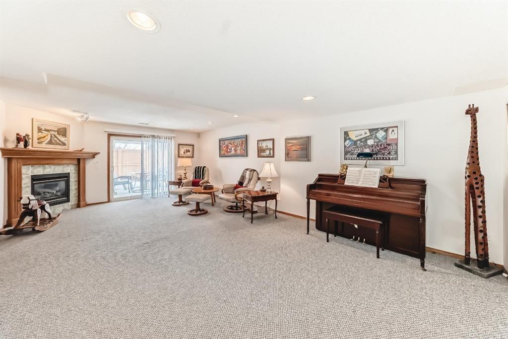 157 Hawkstone Manor Nw, Calgary, AB - Indoor