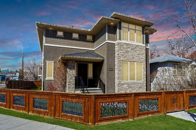 201 12 Street NE Calgary, AB T2E 4P7