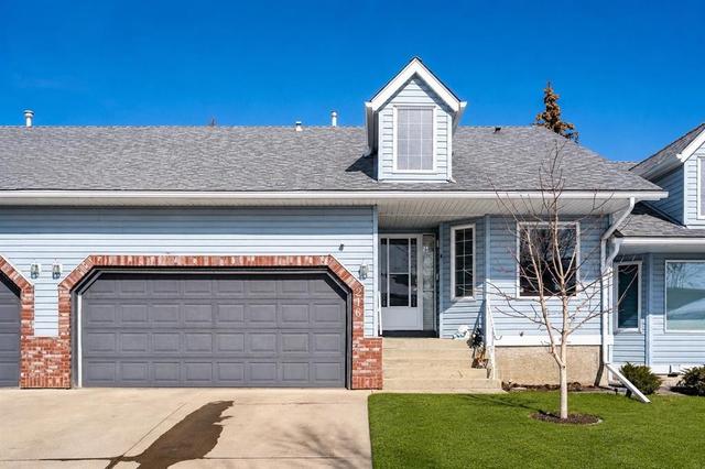 216 Valley Ridge Heights NW Calgary, AB T3B 5T3
