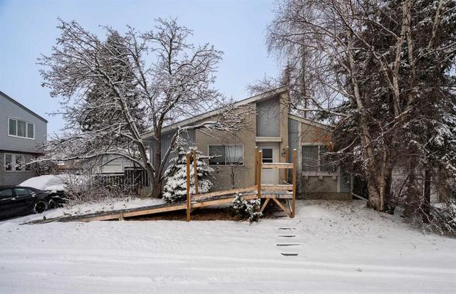 305 Olympia Drive SE Calgary, AB T2C 1H6