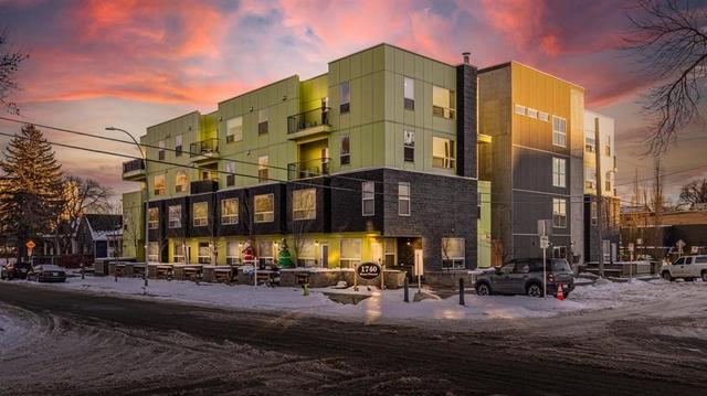 112-1740 9 Street NW Calgary, AB T2M 4Z5