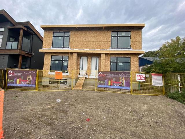 1925 24 Street SW Calgary, AB T3E 1S9