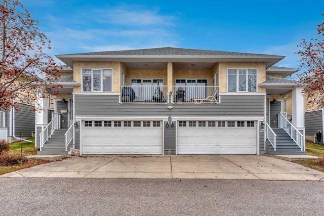 35-72 Millside Drive SW Calgary, AB T2Y 2P9