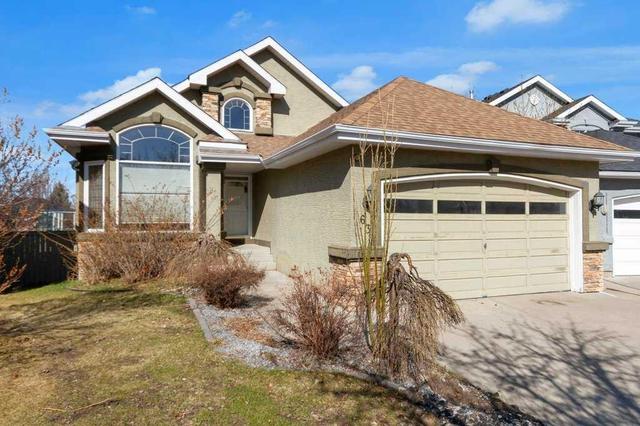 63 Mt Assiniboine Circle SE Calgary, AB T2Z 2N6