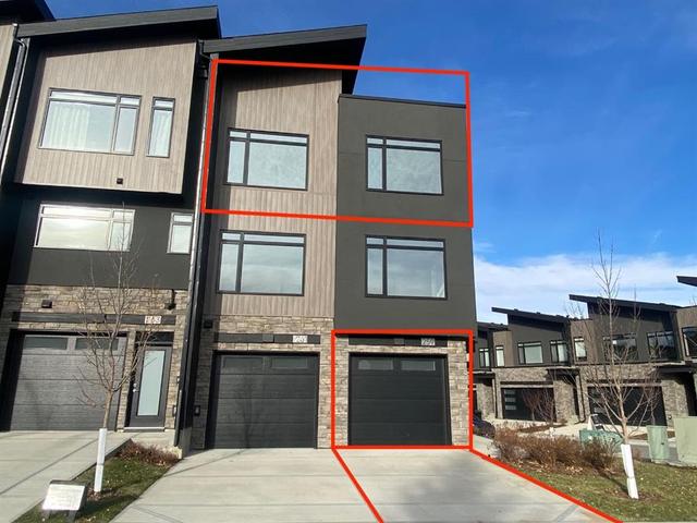 259 Royal Elm Road NW Calgary, AB T3G 0G8