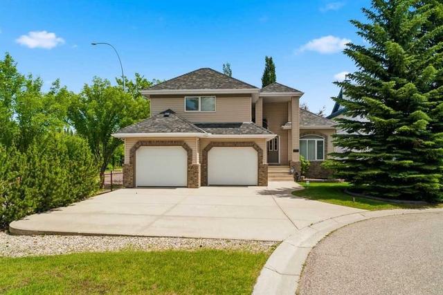 545 Rocky Ridge Bay NW Calgary, AB T3G 4E7