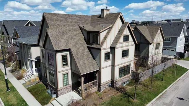 60 Hong Kong Road SW Calgary, AB T3E 7B6