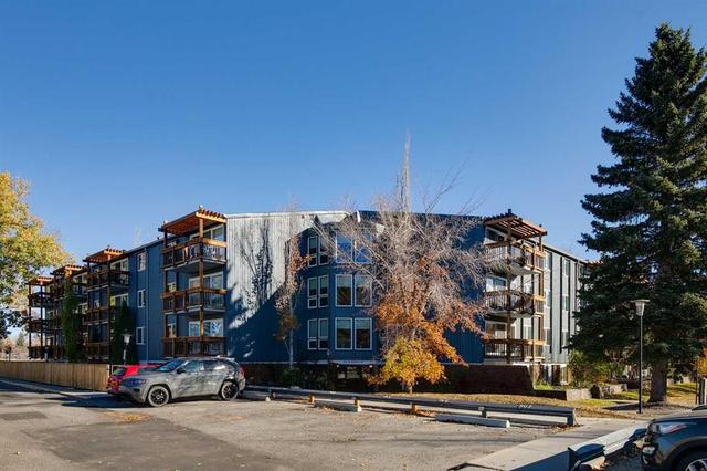 131-820 89 Avenue SW Calgary, AB T2V 4N9