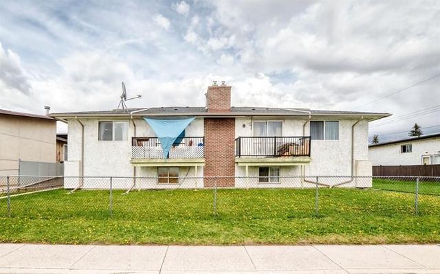 1-6-8 Huntley Close NE Calgary, AB T2K 4Z3