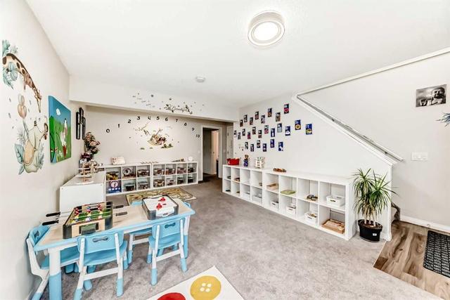 123 Millbank Road SW Calgary, AB T2Y 2Y9