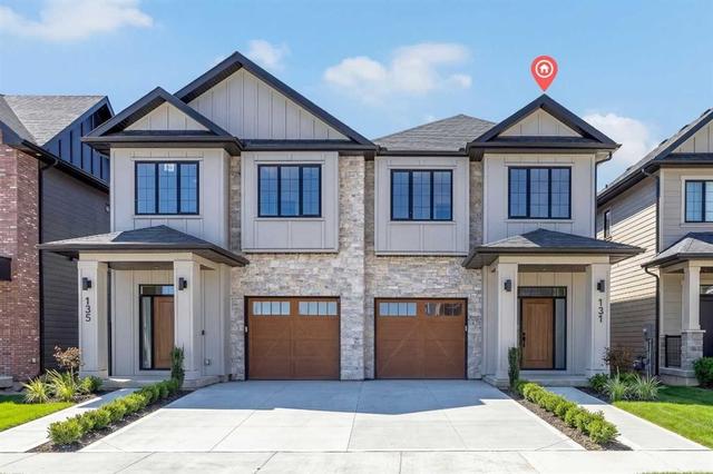 131 Greenwich Drive NW Calgary, AB T3B 6K7