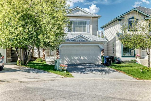 13 Harvest Park Place NE Calgary, AB T3K 4K8