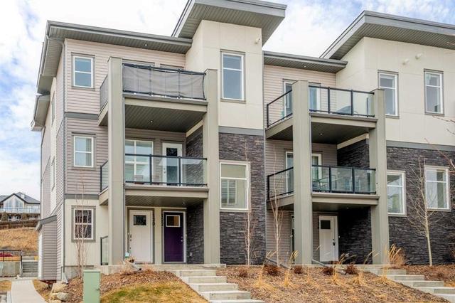 122 Spring Creek Common SW Calgary, AB T3H 6E2