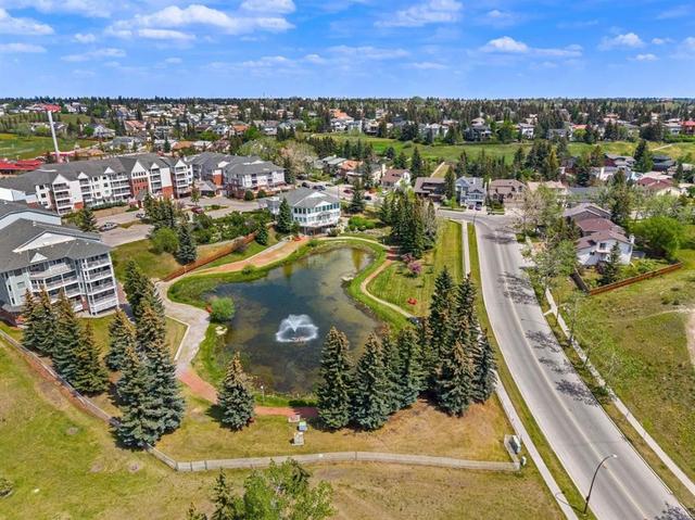 1108-1108 Hawksbrow Point NW Calgary, AB T3G 4C9